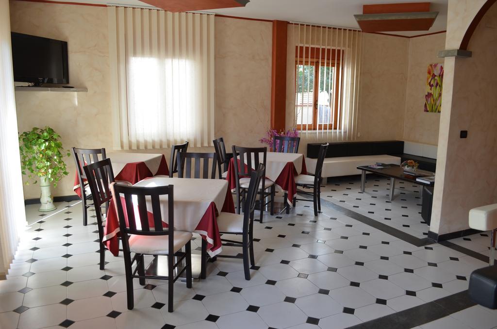 Hotel Barbieri Vibo Marina Zewnętrze zdjęcie